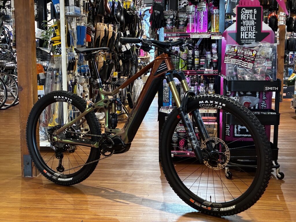 ZUNOW 　カーボンアルミコンポジット・ カンパ　　長野県松本市 ピックアップ商品・新着情報 - 自転車のことならCycle Shop MITSUWA